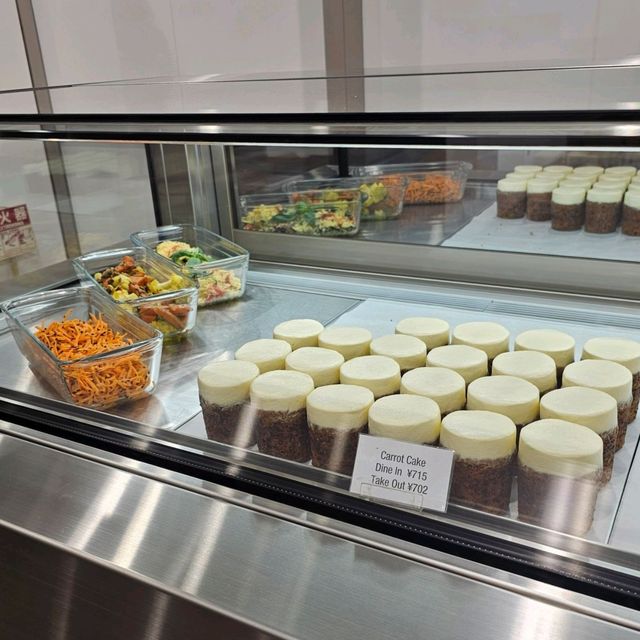 [銀座]キャロットケーキが美味しい銀座のカフェ[ローズベーカリー 銀座]