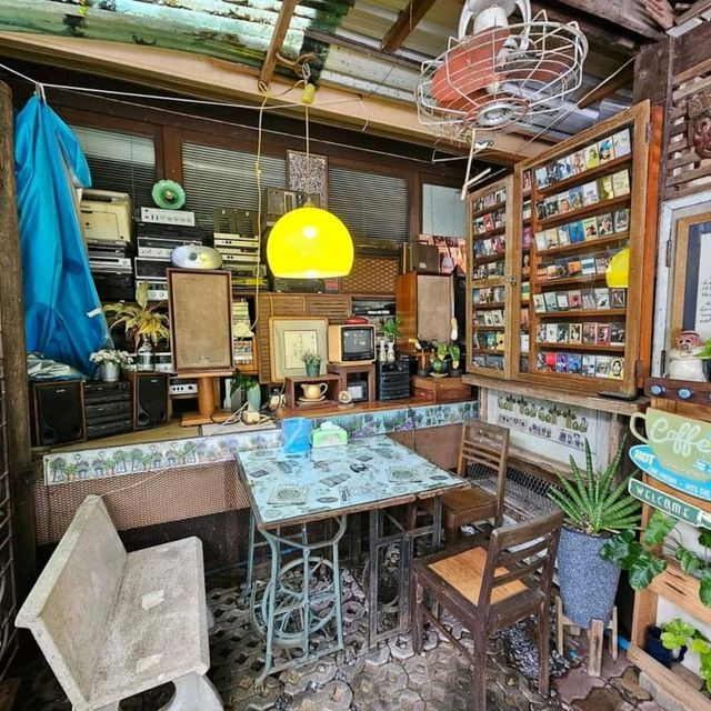 eight de klong คาเฟ่