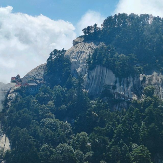 One day in Huashan mountian  