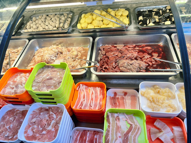 หมูทะ ออนเดอะบีช นนทบุรี