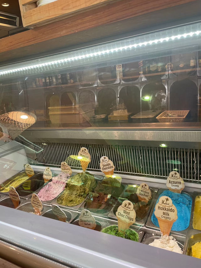 Aloha Beach Cafe'⚓️🏖️🏝️