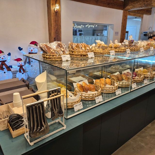 Haegok Cheongdam Cafe & Bakery (퓨전 한옥까페 해곡청담) in YONGIN