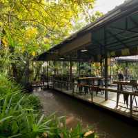 เรือนปลาทู คาเฟ่