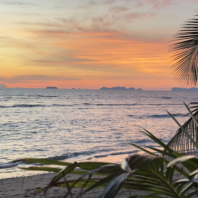 You must visit this Island in Thailand! 🇹🇭 Koh Lanta!