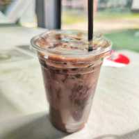 🇲🇾 Zass Coffee: A Cafe by the Lake in Cyberjaya