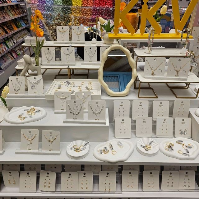 ร้าน KKV  เดอะมอลล์ Life Store งามวงศ์วาน