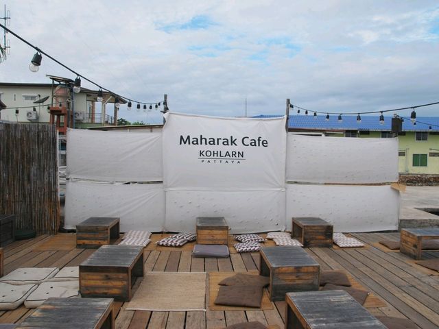 พิกัดคาเฟ่เกาะล้าน Maharak Cafe มาหารัก คาเฟ่