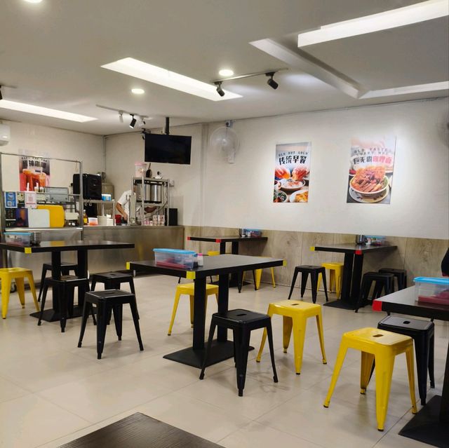 Discover Student Area Setapak Curry noodle 巨无霸咖喱面