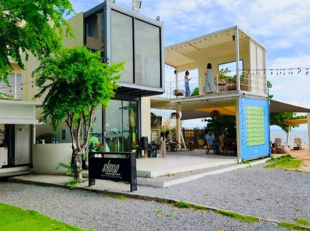 Skoop Beach Café Pattaya เที่ยวคาเฟ่พัทยา