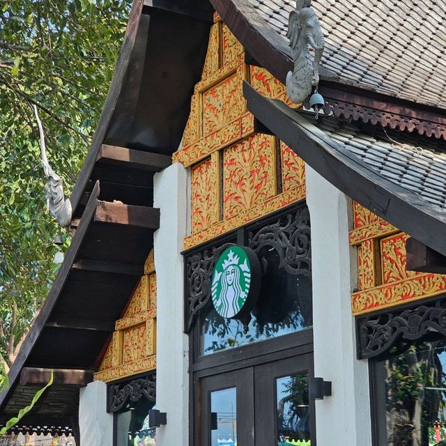 จิบกาแฟสตาบัคที่สวยที่สุดในเชียงใหม่