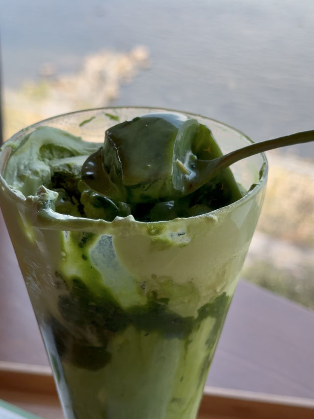 Nakamura Tokichi Byodo-in: A Matcha Haven with Breathtaking Views and Delicious Treats