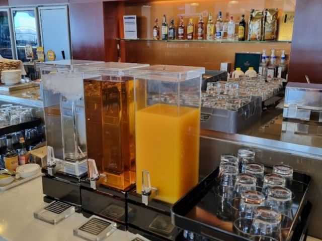 雪梨機場-澳航頭等艙貴賓室初體驗 Qantas First Lounge