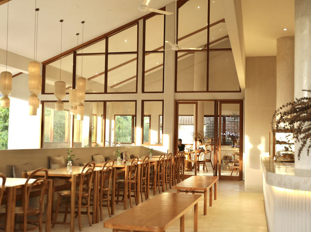 Guten Morgen Coffee Lab｜烏布網美咖啡廳