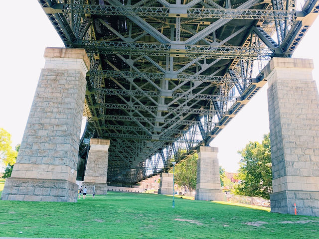 North Sydney’s Bradfield Park: A Post-Bridge Walk Reward