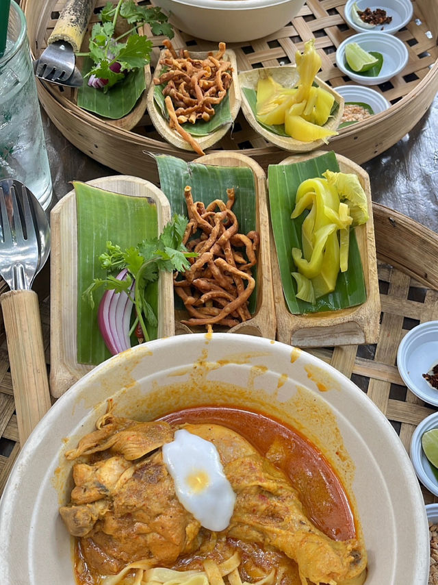 บ้านข้างวัด (Ban Kang Wat)