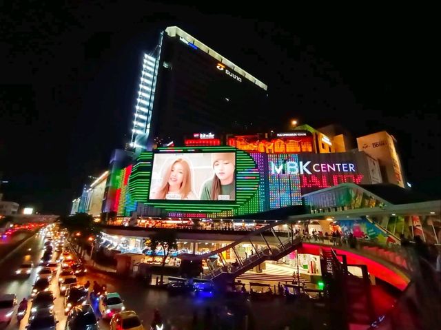 Night Light in Bangkok 