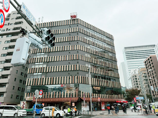 探索東京的美食與風景：築地市場一日遊的完美指南 🍣✨