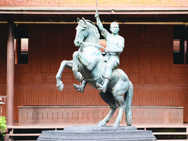 วัดแค จังหวัดสุพรรณบุรี