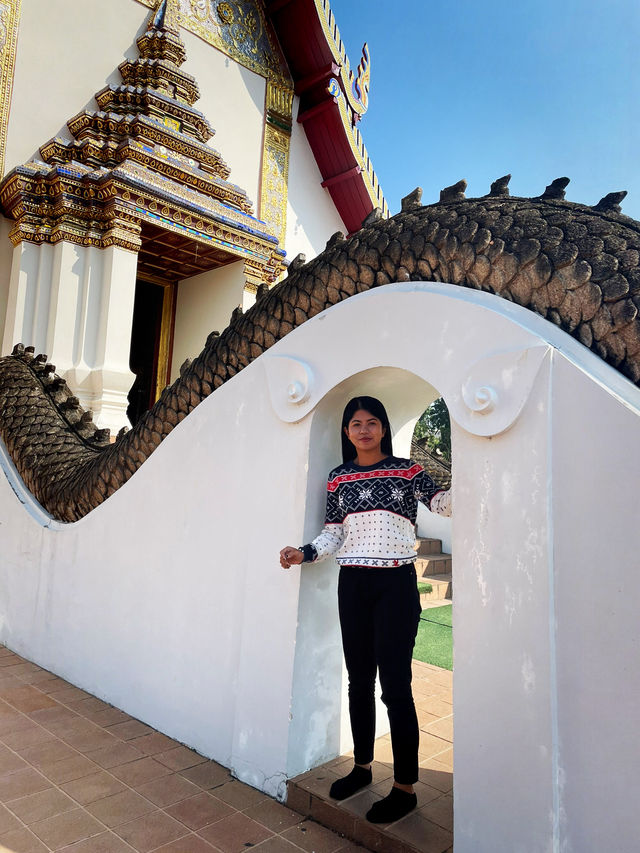 ลอดกำแพงพญานาค 🐍