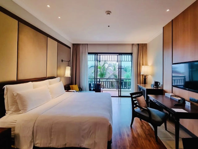 태국 동부의 바다에서 휴식을 취하세요: InterContinental Pattaya Resort