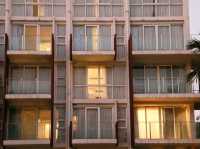 The Idle Hotel and Residence 