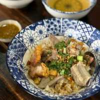 ข้าวต้มแห้งสวนดอก 📍กาญจน์ โภชนา - เชียงใหม่