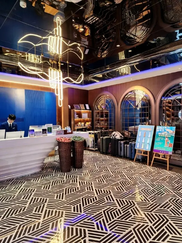 대련중심지에 위치한 훌륭한 4성급 호텔