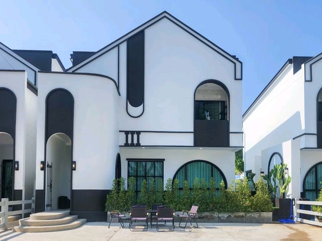 Live with Passion Pool Villa 