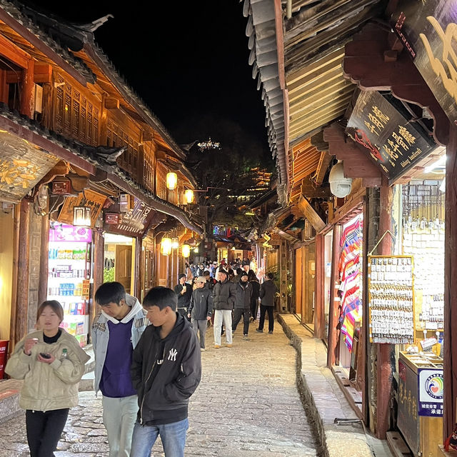 🇨🇳【麗江古城】の夜の顔✨