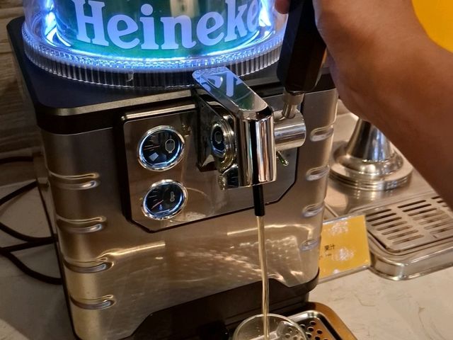 ✨ 將捷金鬱金香酒店 河畔餐廳，結合 松葉蟹🦀、干貝🪸、現煎牛排🥩 與壯麗的山河海景，給你一場超值美味的無限饗宴！