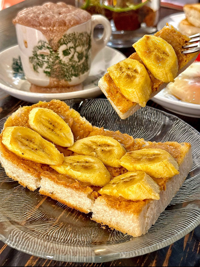 Toasthouzz— modernised Malaysian breakfast 
