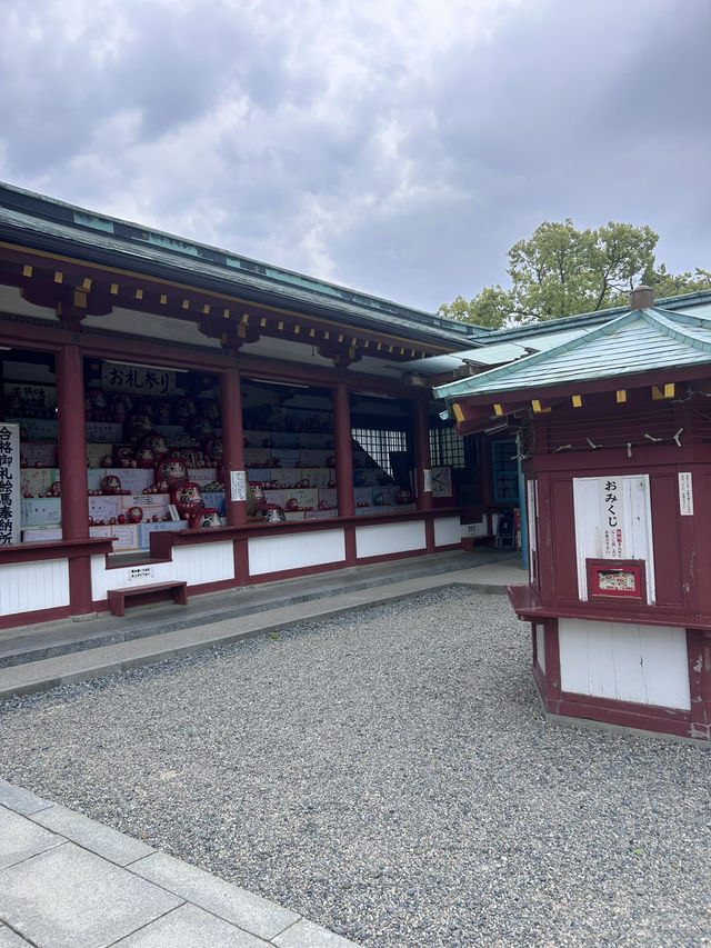 【花に囲まれて学問祈願】防府天満宮　山口