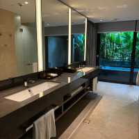 “Dusit Thani Laguna – A Tranquil Thai-Inspired Oasis in Singapore”