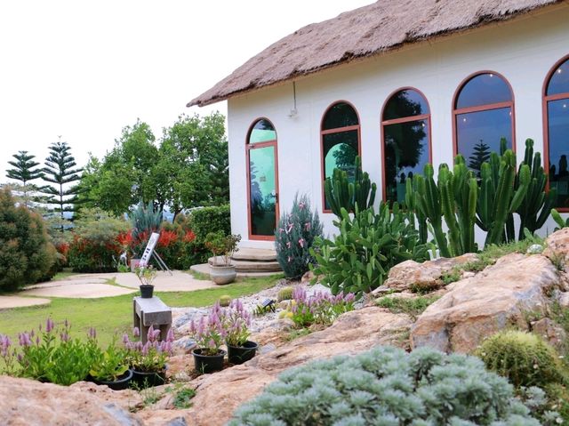 The peak flower land