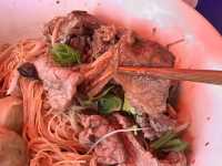 ก๋วยเตี๋ยวเนื้อนายดำ – ตำนานกว่า 40 ปี