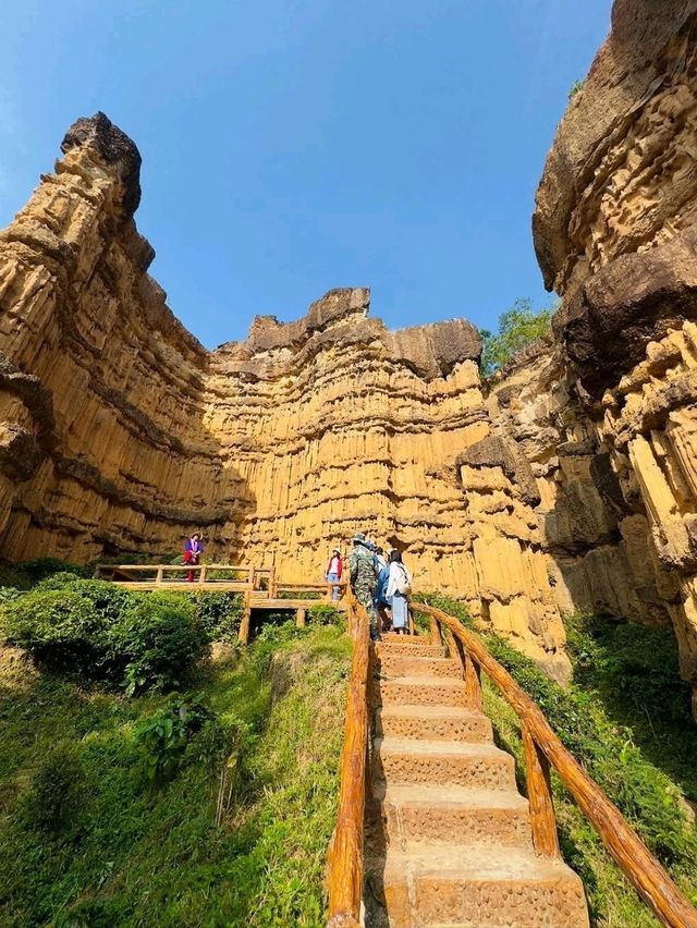 Chiang Mai’s Hidden Springtime Oasis