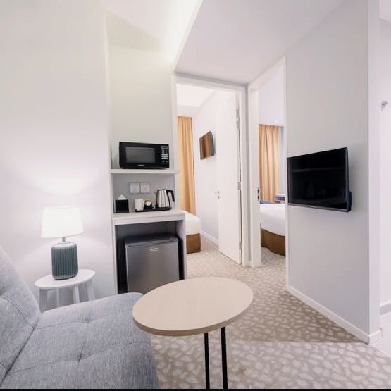 Smart Stays, Effortless Comfort