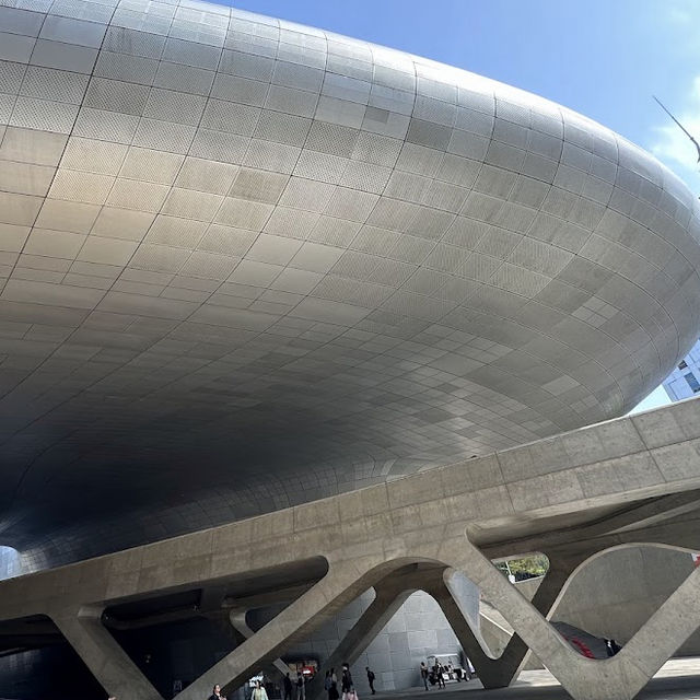 Dongdaemun Design Plaza (DDP)