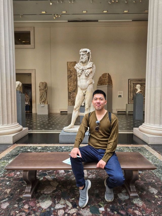 แวะหลบฝนในมิวเซียม The MET ✅