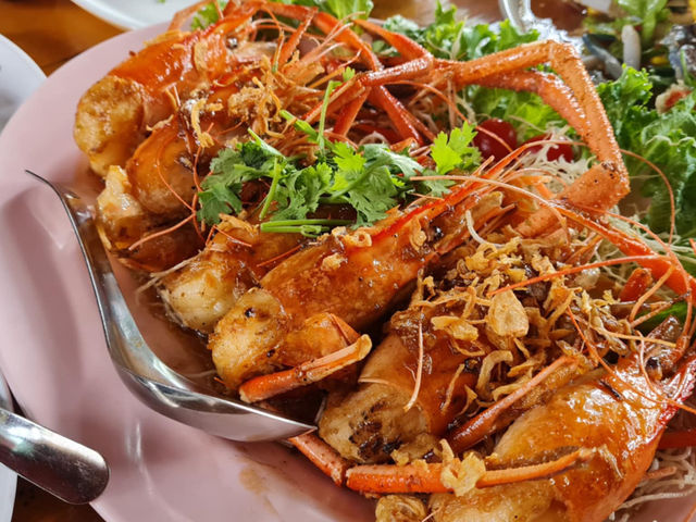 ซันโต๊ดคาเฟ่(บ้านต้นไม้ นครปฐม)คาเฟ่ลับๆ