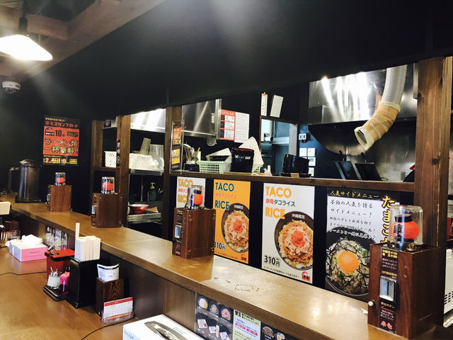 겉바속촉 교자+진한 돈코츠, 단보라멘 완벽조합 