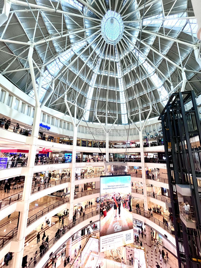 Summer Escape to the Iconic KLCC: Towers, Parks & Retail Wonders