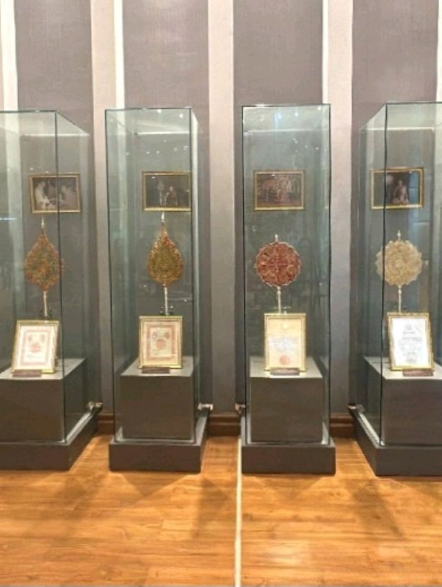 กราบสรีระหลวงพ่อวัดดัง สิงห์บุรี