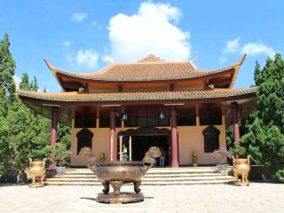 Truc Lam Buddhist Monastery