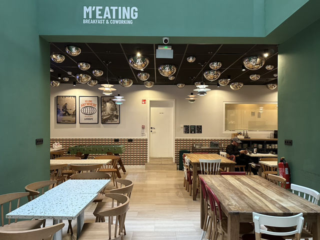 A modern sleek hostel in Brussels center