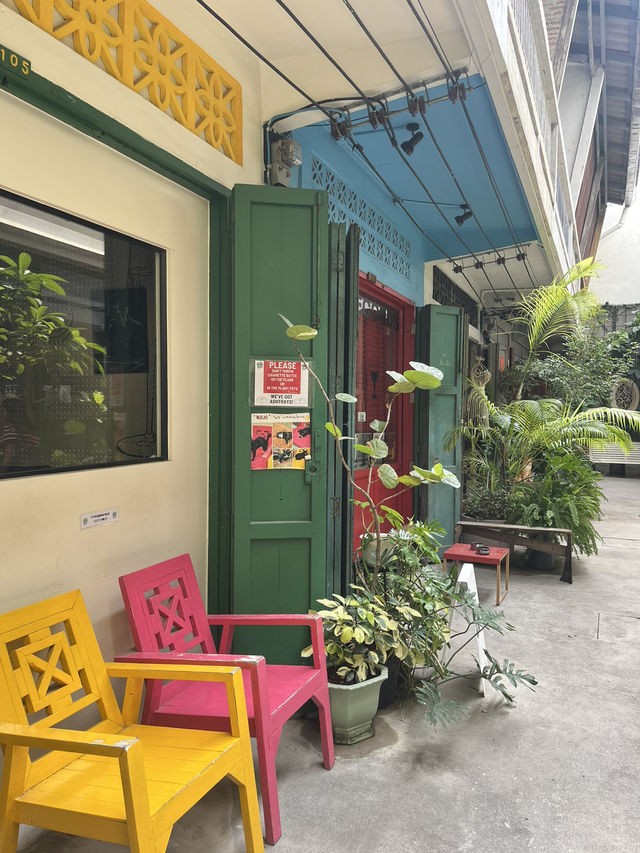A day in Charoen Krung, Bangkok