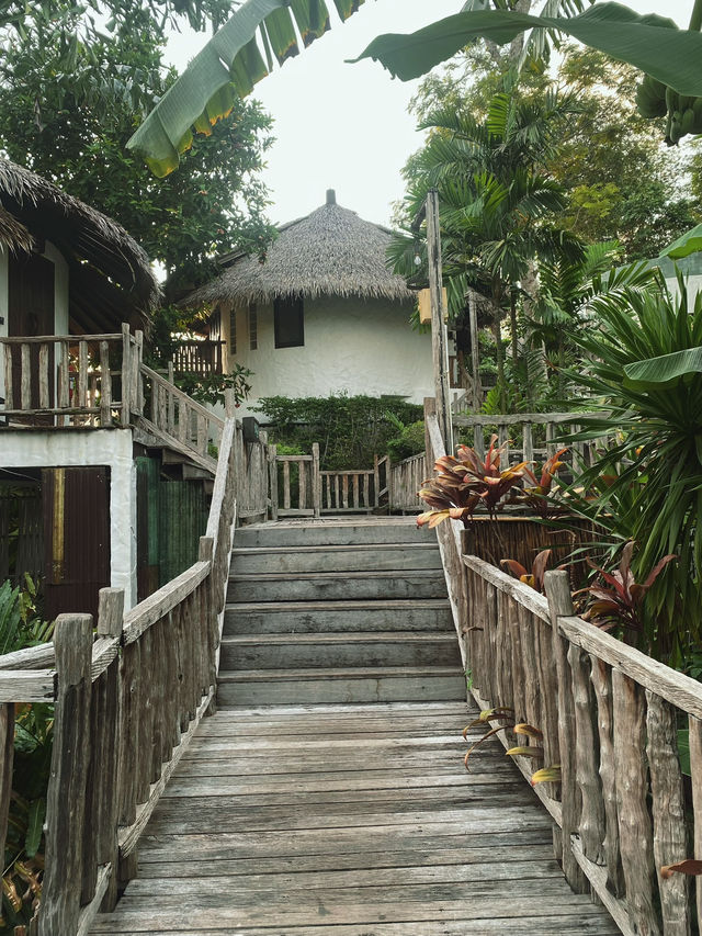 ที่พักสุดปัง AANA Villas เกาะช้าง ฤดูฝน🌧️ 