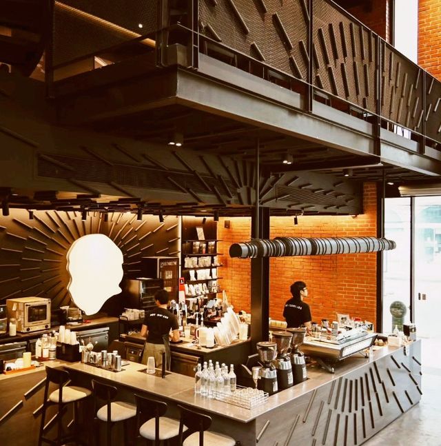 Bottomless cafe