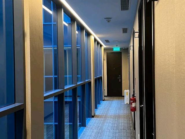 “Cozy Clean Convenience by Lavender MRT”
