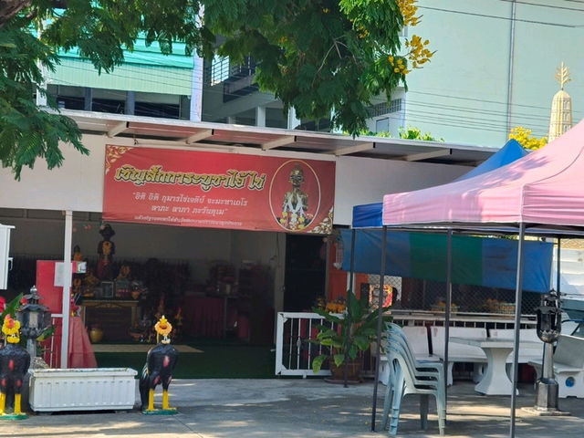 พามาทำบุญไหว้พระ ขอพร วัดกู้ อ.ปากเกร็ด จ.นนทบุรี
